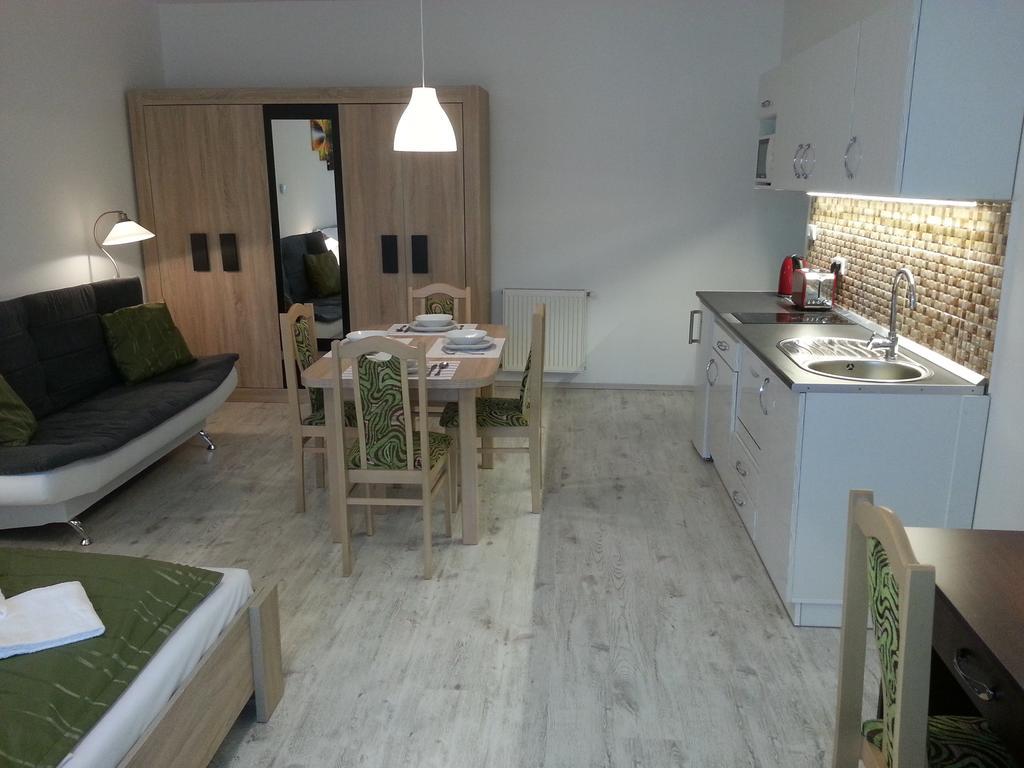 Downtown Apartment Miskolc Exterior photo